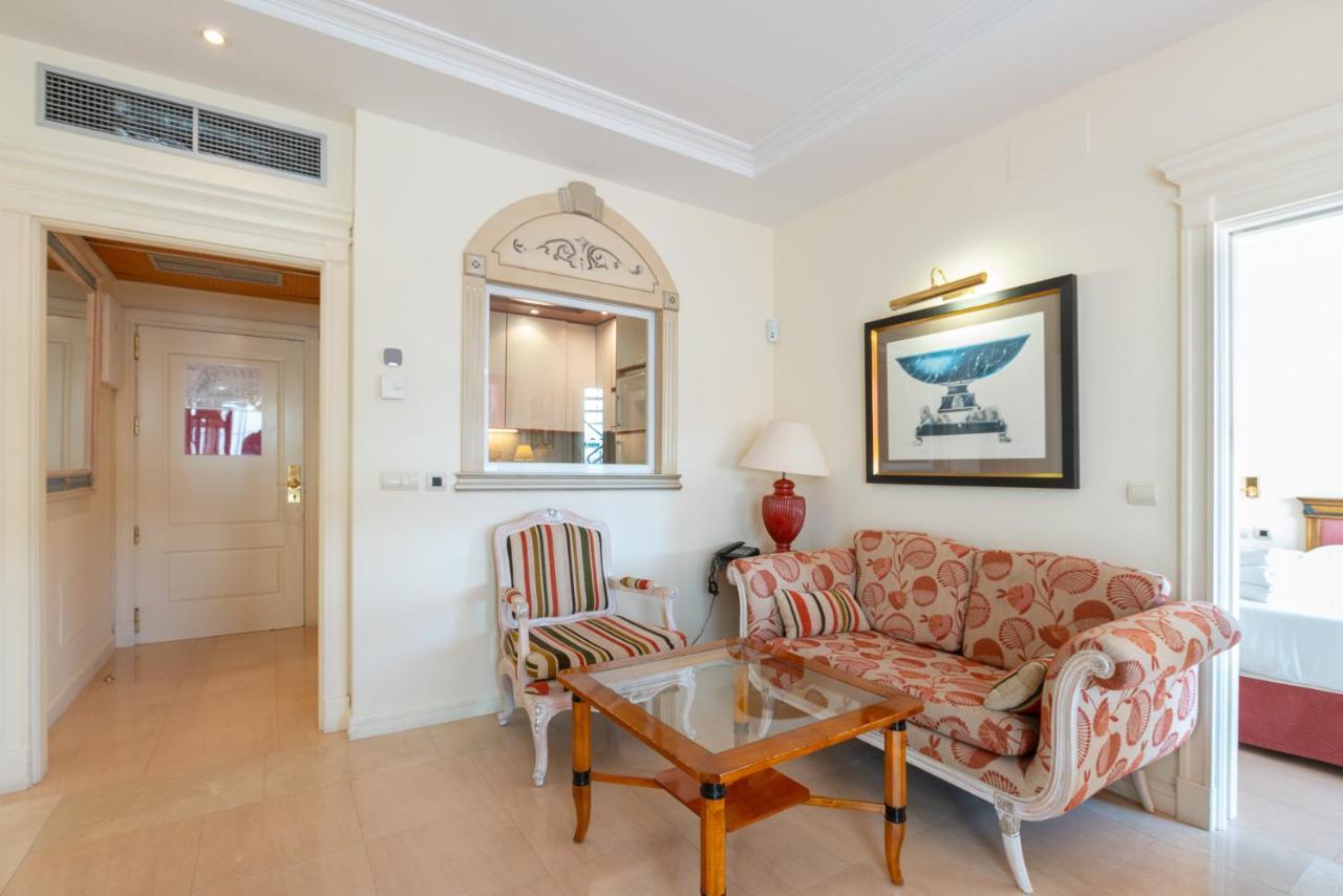 Guadalpin Residences Marbella Exterior photo